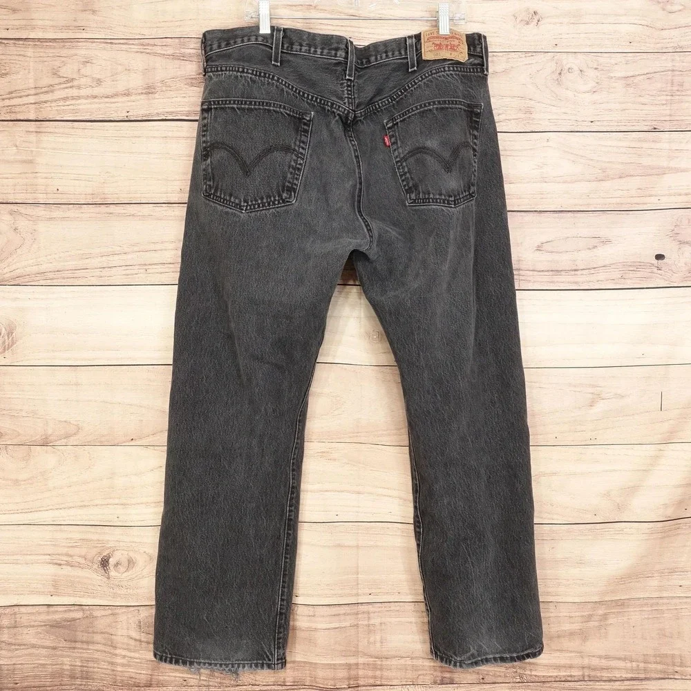 Levis 501 Jeans Mens 38x29 (40x30) Gray Charcoal Wash Straight Denim Pants